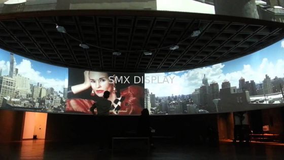 गुणवत्ता बड़े तिपाई मोटर घुमावदार प्रोजेक्शन स्क्रीन होम मूवी थियेटर प्रोजेक्टर कारखाना