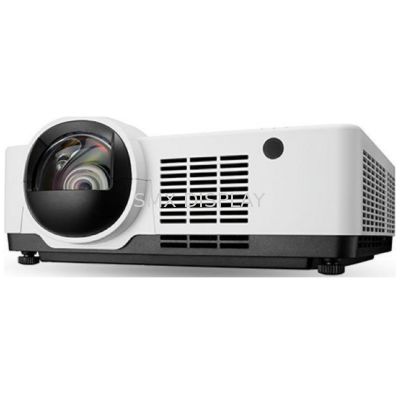 गुणवत्ता 8000 H Filter Life Time Laser Projector Gross Weight 10.5 Kg Perfect for Corporate Events and Functions कारखाना
