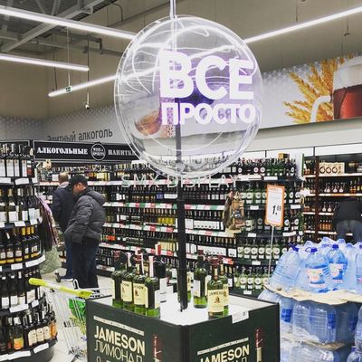 गुणवत्ता कीनो - मो 3 डी होलोग्राफिक डिस्प्ले फिक्स्ड इंस्टॉलेशन 60 x 60 सेमी ब्लैक कलर के साथ कारखाना